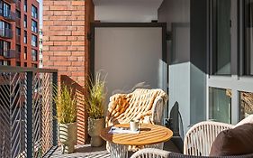 Scala Suites With Parking By Lion Apartments